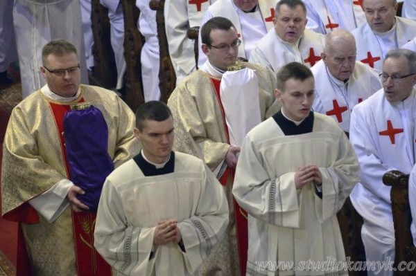 Wielki Czwartek – Dzień ustanowienia Eucharystii i Kapłaństwa 2016